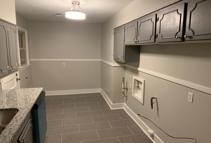 4448 DUNN AVE, Memphis, Tennessee 38117, 3 Bedroom Bedrooms, 6 Room Rooms,1 BathroomBathrooms,Residential,For Sale,DUNN,0,10229663