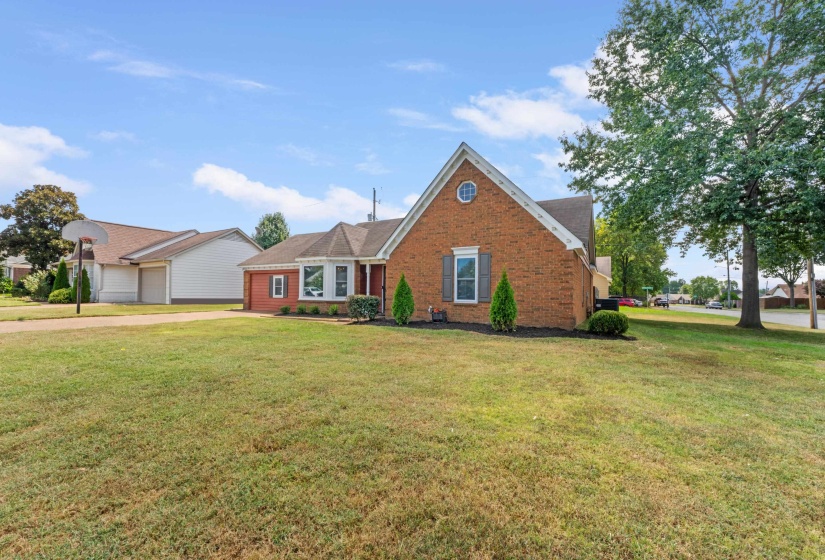 7527 APPLING MILL WAY, Memphis, Tennessee 38133, 4 Bedroom Bedrooms, 8 Room Rooms,2 BathroomBathrooms,Residential,For Sale,APPLING MILL,0,10229667