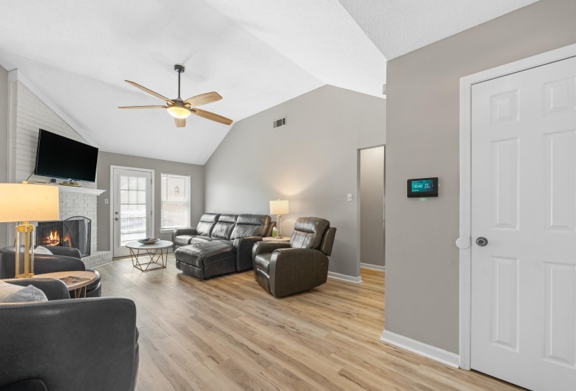 7527 APPLING MILL WAY, Memphis, Tennessee 38133, 4 Bedroom Bedrooms, 8 Room Rooms,2 BathroomBathrooms,Residential,For Sale,APPLING MILL,0,10229667