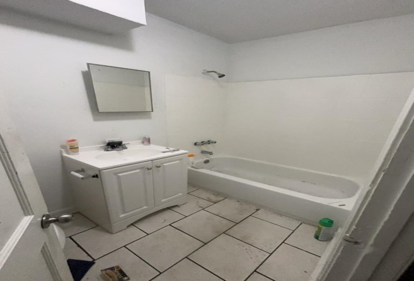 753 LIPFORD ST, Memphis, Tennessee 38112, 3 Bedroom Bedrooms, 8 Room Rooms,2 BathroomBathrooms,Residential,For Sale,LIPFORD,0,10229670