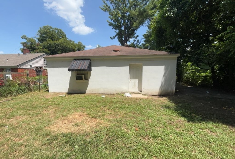 753 LIPFORD ST, Memphis, Tennessee 38112, 3 Bedroom Bedrooms, 8 Room Rooms,2 BathroomBathrooms,Residential,For Sale,LIPFORD,0,10229670