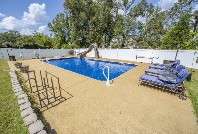 350 YEISER DR, Savannah, Tennessee 38372-1925, 3 Bedroom Bedrooms, 8 Room Rooms,2 BathroomBathrooms,Residential,For Sale,YEISER,0,10229671