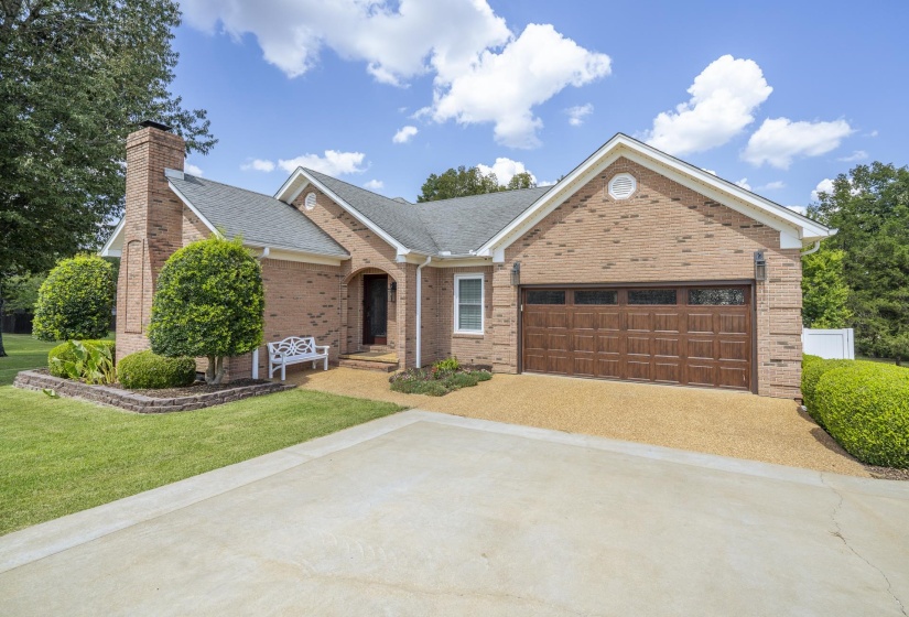 350 YEISER DR, Savannah, Tennessee 38372-1925, 3 Bedroom Bedrooms, 8 Room Rooms,2 BathroomBathrooms,Residential,For Sale,YEISER,0,10229671