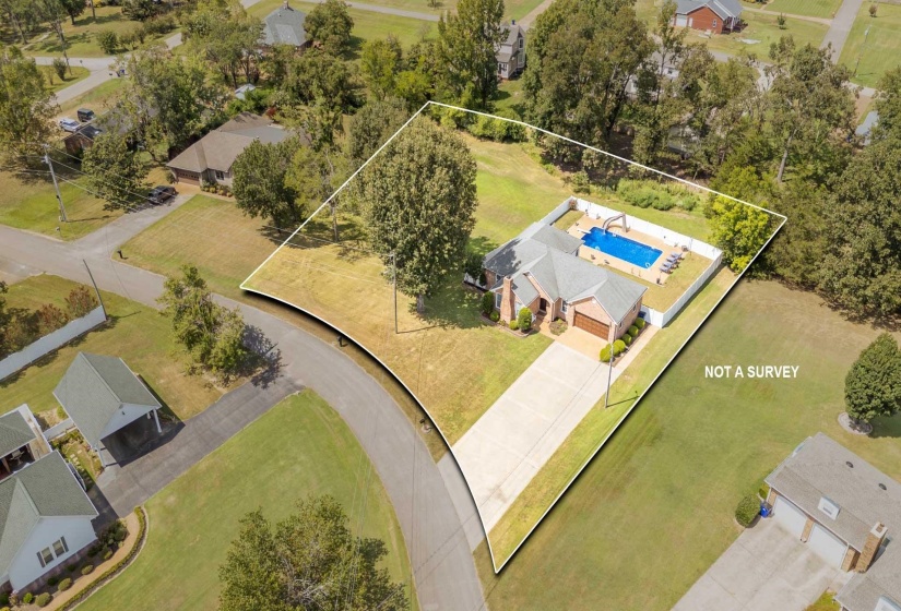 350 YEISER DR, Savannah, Tennessee 38372-1925, 3 Bedroom Bedrooms, 8 Room Rooms,2 BathroomBathrooms,Residential,For Sale,YEISER,0,10229671