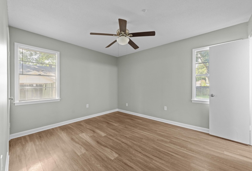 2331 EASTOVER DR, Memphis, Tennessee 38119, 3 Bedroom Bedrooms, 6 Room Rooms,2 BathroomBathrooms,Residential,For Sale,EASTOVER,0,10229674