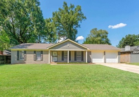 2331 EASTOVER DR, Memphis, Tennessee 38119, 3 Bedroom Bedrooms, 6 Room Rooms,2 BathroomBathrooms,Residential,For Sale,EASTOVER,0,10229674 2331 EASTOVER DR, Memphis, Tennessee 38119, 3 Bedroom Bedrooms, 6 Room Rooms,2 BathroomBathrooms,Residential,For Sale,EASTOVER,0,10229674