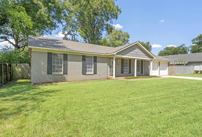 2331 EASTOVER DR, Memphis, Tennessee 38119, 3 Bedroom Bedrooms, 6 Room Rooms,2 BathroomBathrooms,Residential,For Sale,EASTOVER,0,10229674