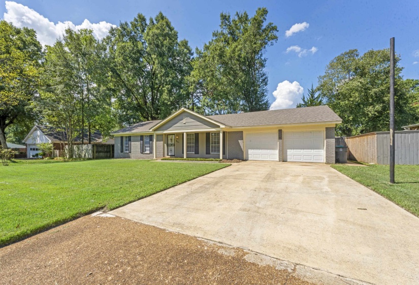 2331 EASTOVER DR, Memphis, Tennessee 38119, 3 Bedroom Bedrooms, 6 Room Rooms,2 BathroomBathrooms,Residential,For Sale,EASTOVER,0,10229674