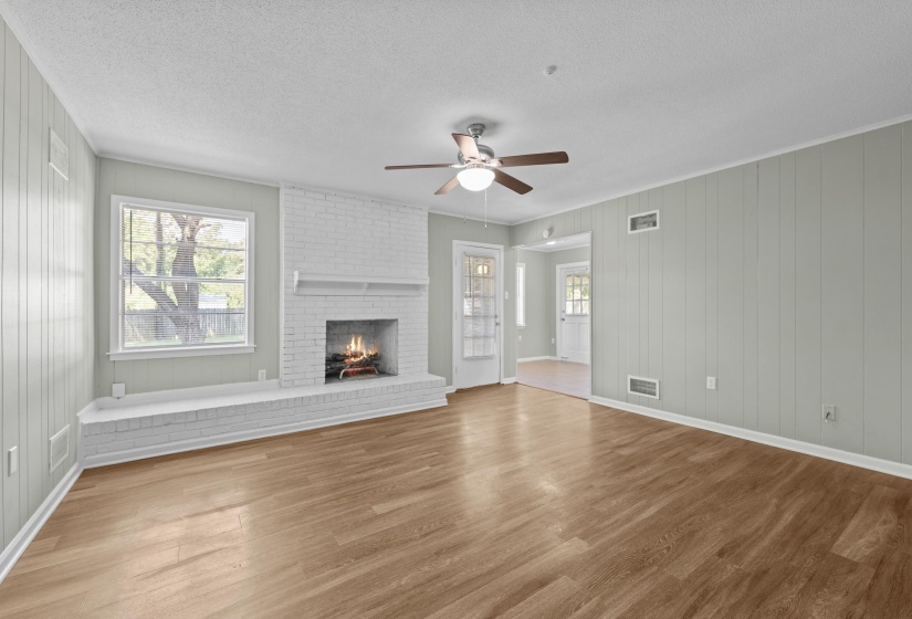 2331 EASTOVER DR, Memphis, Tennessee 38119, 3 Bedroom Bedrooms, 6 Room Rooms,2 BathroomBathrooms,Residential,For Sale,EASTOVER,0,10229674