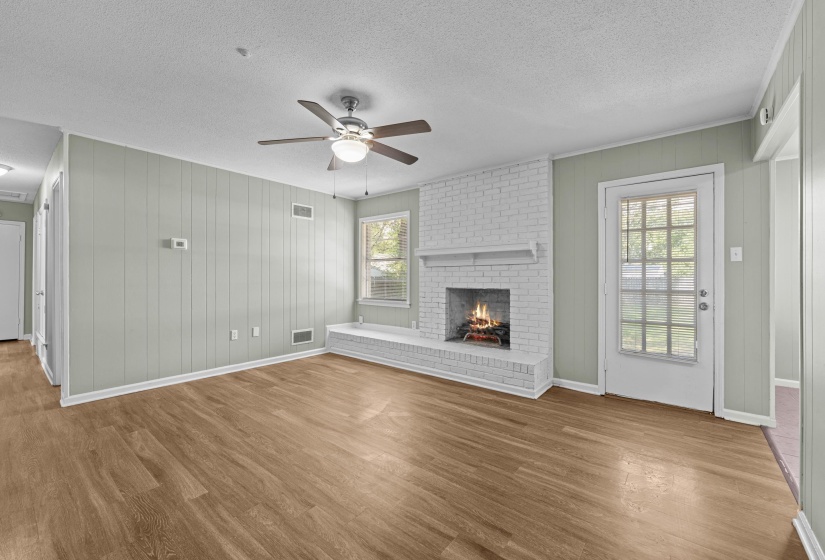 2331 EASTOVER DR, Memphis, Tennessee 38119, 3 Bedroom Bedrooms, 6 Room Rooms,2 BathroomBathrooms,Residential,For Sale,EASTOVER,0,10229674