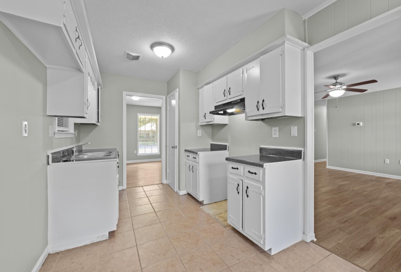 2331 EASTOVER DR, Memphis, Tennessee 38119, 3 Bedroom Bedrooms, 6 Room Rooms,2 BathroomBathrooms,Residential,For Sale,EASTOVER,0,10229674
