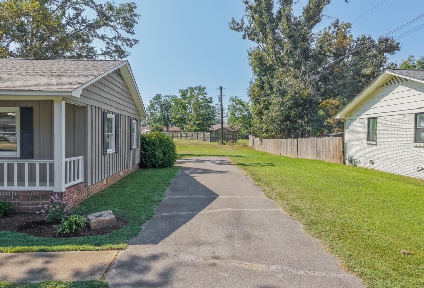 2710 NORTH LN, Corinth, Mississippi 38834, 3 Bedroom Bedrooms, 5 Room Rooms,2 BathroomBathrooms,Residential,For Sale,NORTH,0,10229675