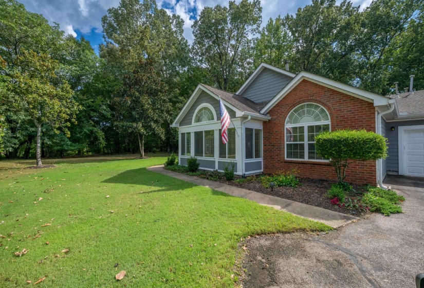 1097 OAK TIMBER CIR, Collierville, Tennessee 38017, 2 Bedroom Bedrooms, 6 Room Rooms,2 BathroomBathrooms,Residential,For Sale,OAK TIMBER,0,10229679