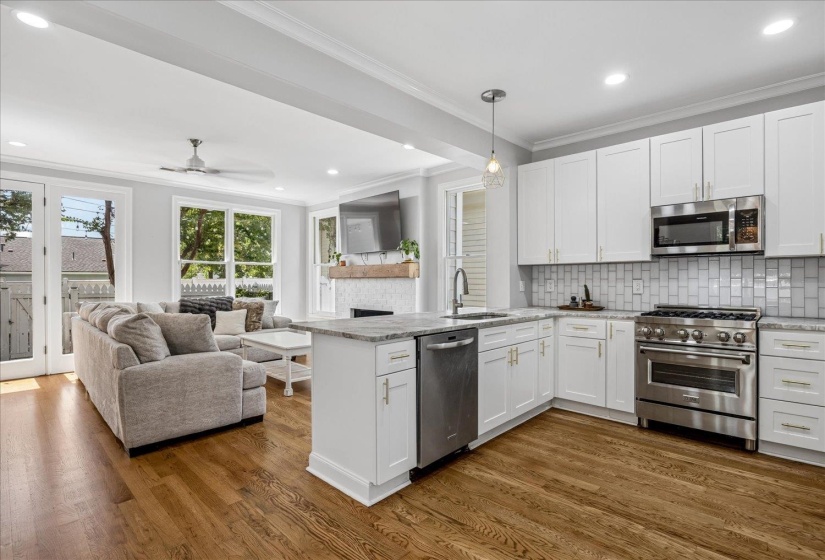 343 JAFFREY AVE, Collierville, Tennessee 38017, 3 Bedroom Bedrooms, 9 Room Rooms,2.1 BathroomBathrooms,Residential,For Sale,JAFFREY,0,10229681