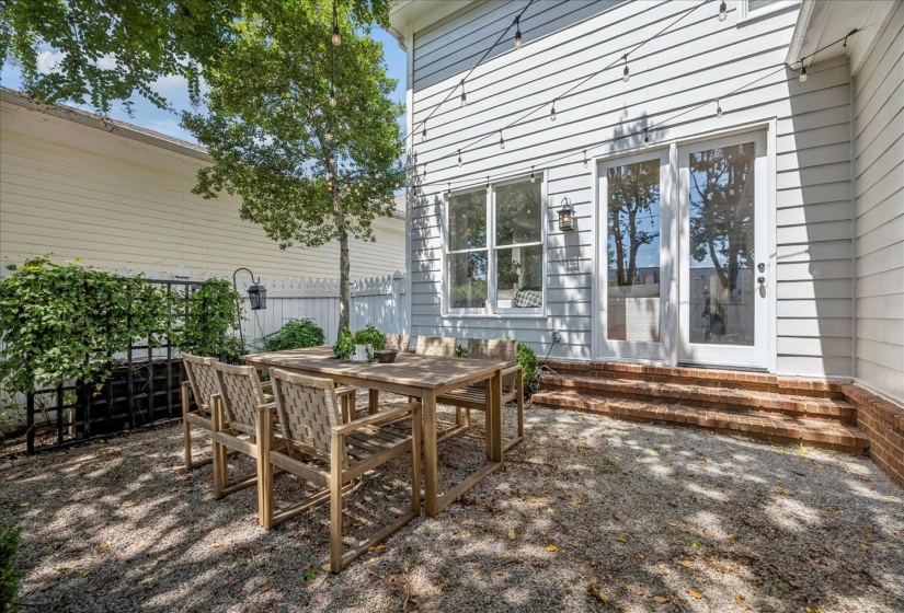 343 JAFFREY AVE, Collierville, Tennessee 38017, 3 Bedroom Bedrooms, 9 Room Rooms,2.1 BathroomBathrooms,Residential,For Sale,JAFFREY,0,10229681