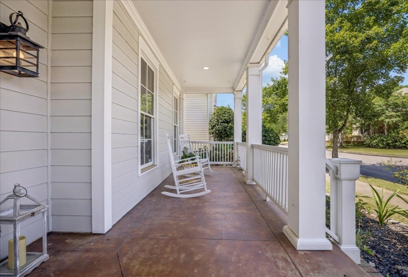343 JAFFREY AVE, Collierville, Tennessee 38017, 3 Bedroom Bedrooms, 9 Room Rooms,2.1 BathroomBathrooms,Residential,For Sale,JAFFREY,0,10229681