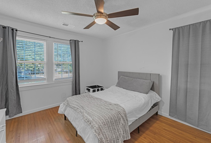 454 CENTER ST, Collierville, Tennessee 38017, 2 Bedroom Bedrooms, 6 Room Rooms,2 BathroomBathrooms,Residential,For Sale,CENTER,0,10229682