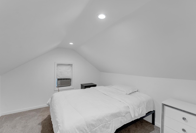 454 CENTER ST, Collierville, Tennessee 38017, 2 Bedroom Bedrooms, 6 Room Rooms,2 BathroomBathrooms,Residential,For Sale,CENTER,0,10229682