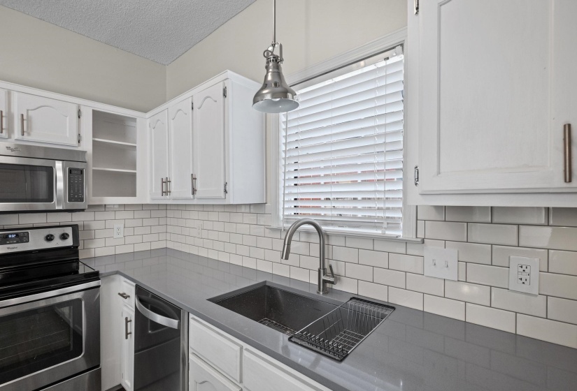 8697 CITRUS BEND DR, Memphis, Tennessee 38018, 3 Bedroom Bedrooms, 6 Room Rooms,2.1 BathroomBathrooms,Residential,For Sale,CITRUS BEND,0,10229683