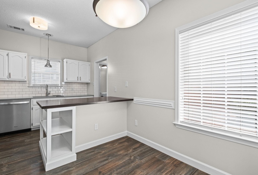 8697 CITRUS BEND DR, Memphis, Tennessee 38018, 3 Bedroom Bedrooms, 6 Room Rooms,2.1 BathroomBathrooms,Residential,For Sale,CITRUS BEND,0,10229683