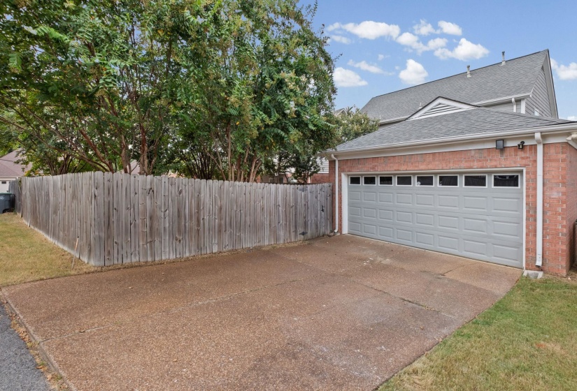 8697 CITRUS BEND DR, Memphis, Tennessee 38018, 3 Bedroom Bedrooms, 6 Room Rooms,2.1 BathroomBathrooms,Residential,For Sale,CITRUS BEND,0,10229683