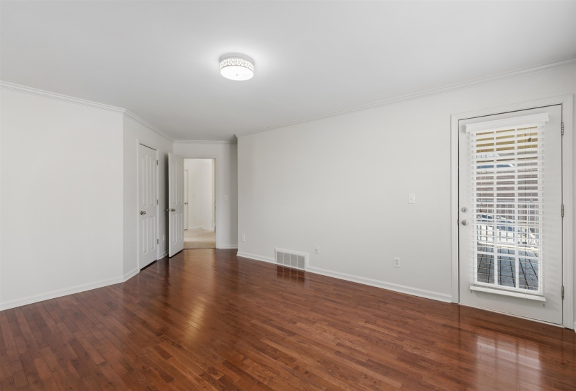 160 SYLBEN CV, Memphis, Tennessee 38120, 3 Bedroom Bedrooms, 7 Room Rooms,2.1 BathroomBathrooms,Residential,For Sale,SYLBEN,0,10229687