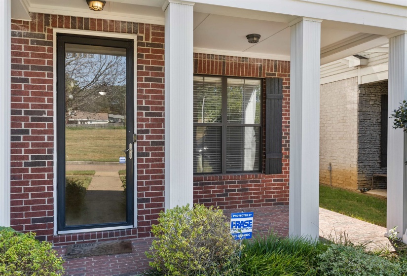160 SYLBEN CV, Memphis, Tennessee 38120, 3 Bedroom Bedrooms, 7 Room Rooms,2.1 BathroomBathrooms,Residential,For Sale,SYLBEN,0,10229687