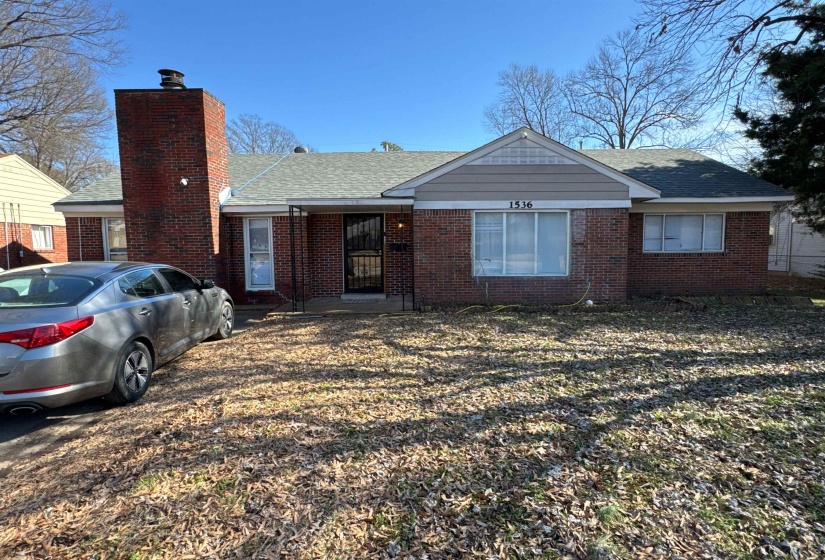 1536 COLONIAL RD, Memphis, Tennessee 38117, 3 Bedroom Bedrooms, 7 Room Rooms,2 BathroomBathrooms,Residential,For Sale,COLONIAL,0,10229688
