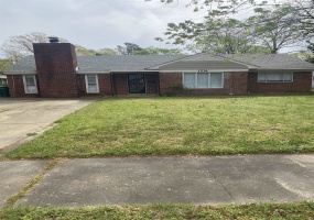1536 COLONIAL RD, Memphis, Tennessee 38117, 3 Bedroom Bedrooms, 7 Room Rooms,2 BathroomBathrooms,Residential,For Sale,COLONIAL,0,10229688 1536 COLONIAL RD, Memphis, Tennessee 38117, 3 Bedroom Bedrooms, 7 Room Rooms,2 BathroomBathrooms,Residential,For Sale,COLONIAL,0,10229688
