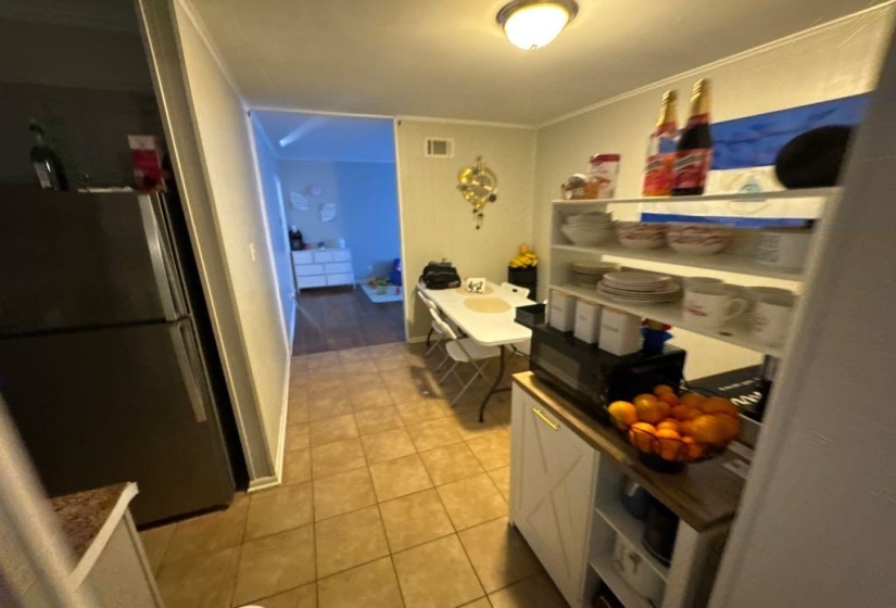 1536 COLONIAL RD, Memphis, Tennessee 38117, 3 Bedroom Bedrooms, 7 Room Rooms,2 BathroomBathrooms,Residential,For Sale,COLONIAL,0,10229688