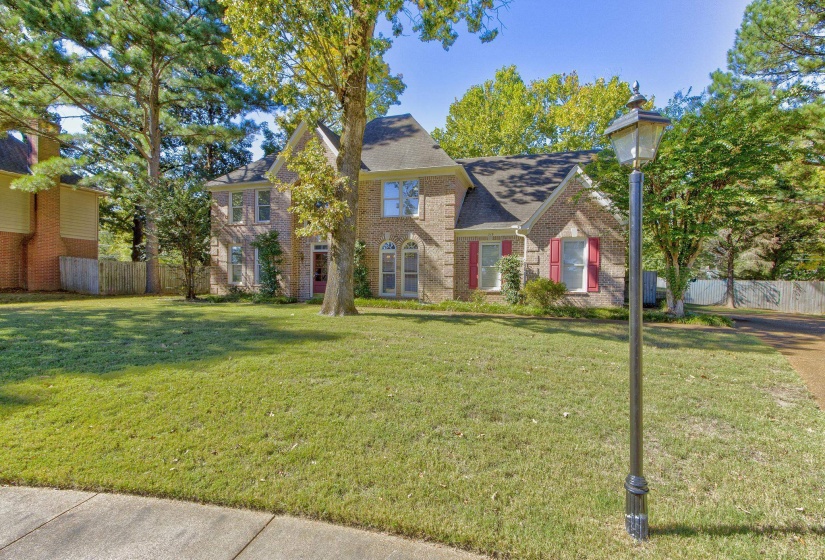 219 NORTHCROSS PL, Collierville, Tennessee 38017, 4 Bedroom Bedrooms, 9 Room Rooms,3.1 BathroomBathrooms,Residential,For Sale,NORTHCROSS,0,10229699