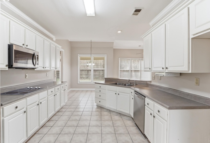219 NORTHCROSS PL, Collierville, Tennessee 38017, 4 Bedroom Bedrooms, 9 Room Rooms,3.1 BathroomBathrooms,Residential,For Sale,NORTHCROSS,0,10229699