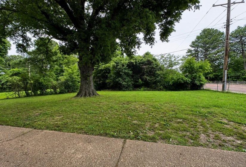 5262 COTTONWOOD RD, Memphis, Tennessee 38118, 3 Bedroom Bedrooms, 6 Room Rooms,1 BathroomBathrooms,Residential,For Sale,COTTONWOOD,0,10229703