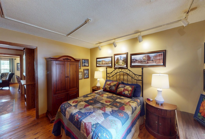 420 JOANN RD, Somerville, Tennessee 38068, 4 Bedroom Bedrooms, 8 Room Rooms,2 BathroomBathrooms,Residential,For Sale,JOANN,0,10229705