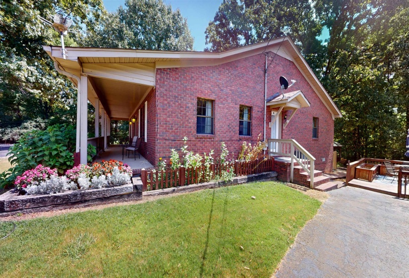 420 JOANN RD, Somerville, Tennessee 38068, 4 Bedroom Bedrooms, 8 Room Rooms,2 BathroomBathrooms,Residential,For Sale,JOANN,0,10229705