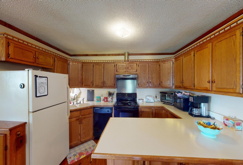 420 JOANN RD, Somerville, Tennessee 38068, 4 Bedroom Bedrooms, 8 Room Rooms,2 BathroomBathrooms,Residential,For Sale,JOANN,0,10229705