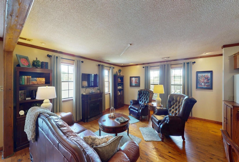 420 JOANN RD, Somerville, Tennessee 38068, 4 Bedroom Bedrooms, 8 Room Rooms,2 BathroomBathrooms,Residential,For Sale,JOANN,0,10229705