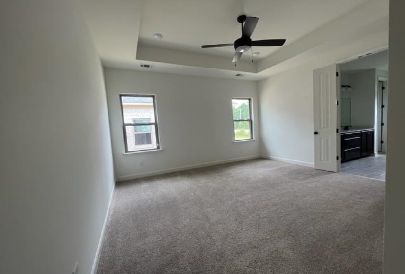 8373 EVERLY MEADOWS DR, Memphis, Tennessee 38125, 4 Bedroom Bedrooms, 4 Room Rooms,3 BathroomBathrooms,Rental Properties,For Sale,EVERLY MEADOWS,0,10229739