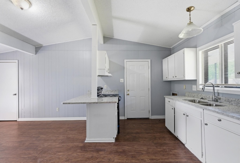 727 CRESCENT RD, Memphis, Tennessee 38116, 3 Bedroom Bedrooms, 3 Room Rooms,1.1 BathroomBathrooms,Residential,For Sale,CRESCENT,0,10220423