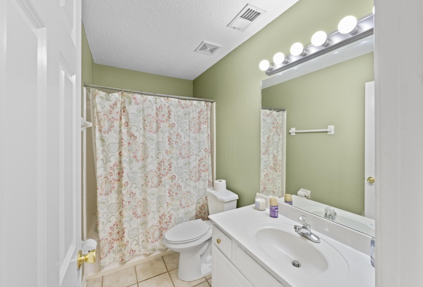 4742 MOLSONWOOD DR, Bartlett, Tennessee 38135, 4 Bedroom Bedrooms, 9 Room Rooms,3 BathroomBathrooms,Residential,For Sale,MOLSONWOOD,0,10229710