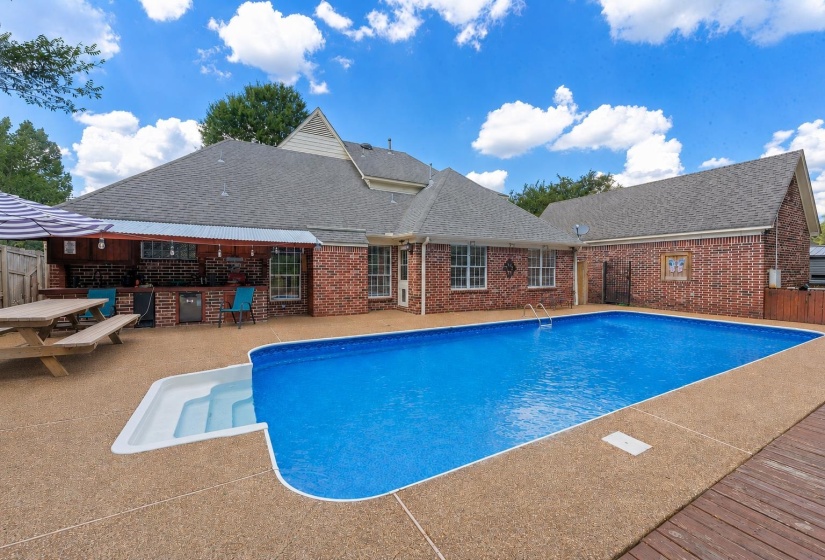 4742 MOLSONWOOD DR, Bartlett, Tennessee 38135, 4 Bedroom Bedrooms, 9 Room Rooms,3 BathroomBathrooms,Residential,For Sale,MOLSONWOOD,0,10229710