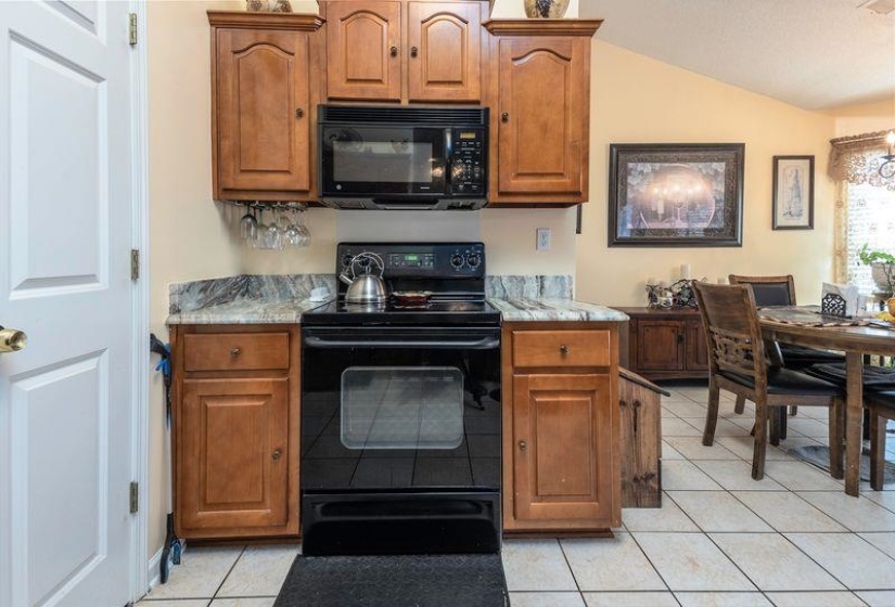 4397 BRADFORD DR, Horn Lake, Mississippi 38637, 3 Bedroom Bedrooms, 7 Room Rooms,2 BathroomBathrooms,Residential,For Sale,BRADFORD,0,10229712