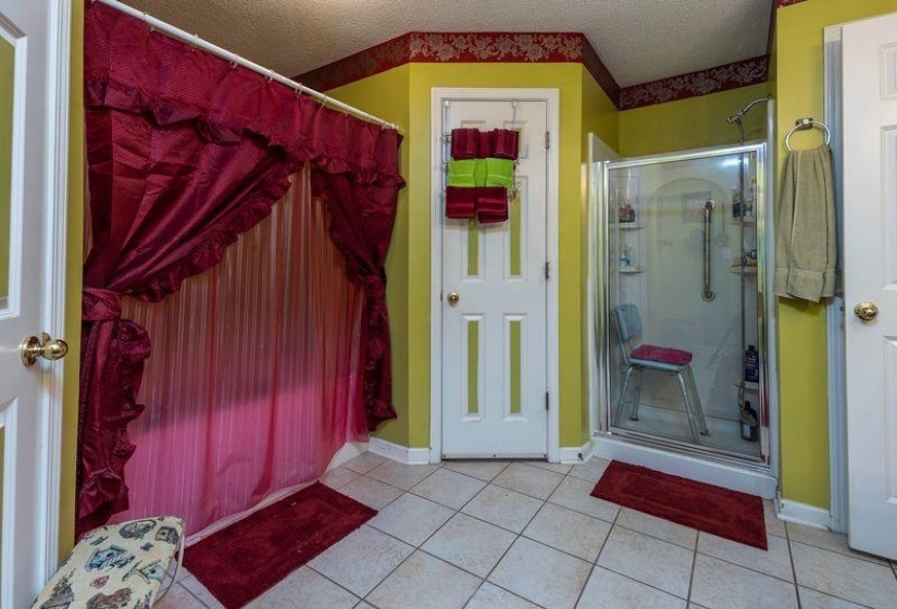 4397 BRADFORD DR, Horn Lake, Mississippi 38637, 3 Bedroom Bedrooms, 7 Room Rooms,2 BathroomBathrooms,Residential,For Sale,BRADFORD,0,10229712