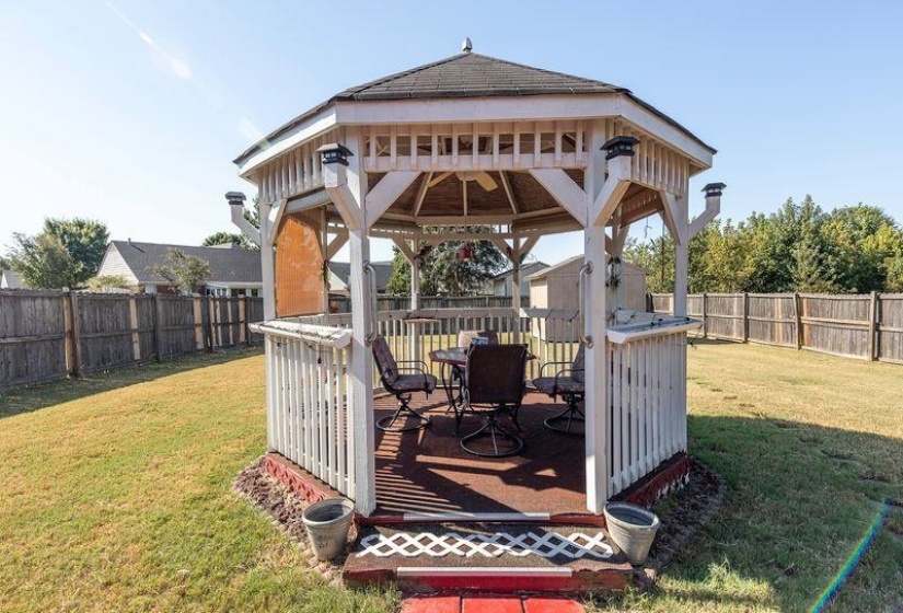4397 BRADFORD DR, Horn Lake, Mississippi 38637, 3 Bedroom Bedrooms, 7 Room Rooms,2 BathroomBathrooms,Residential,For Sale,BRADFORD,0,10229712