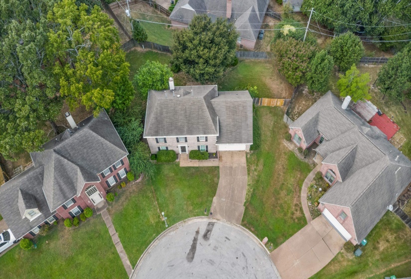 9083 HEARTH STONE CV, Memphis, Tennessee 38016, 4 Bedroom Bedrooms, 8 Room Rooms,2.1 BathroomBathrooms,Residential,For Sale,HEARTH STONE,0,10229713