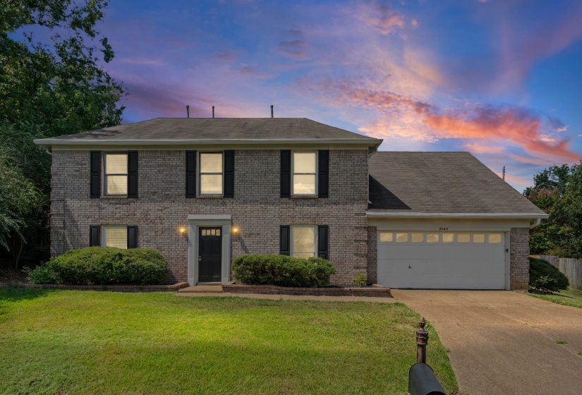 9083 HEARTH STONE CV, Memphis, Tennessee 38016, 4 Bedroom Bedrooms, 8 Room Rooms,2.1 BathroomBathrooms,Residential,For Sale,HEARTH STONE,0,10229713