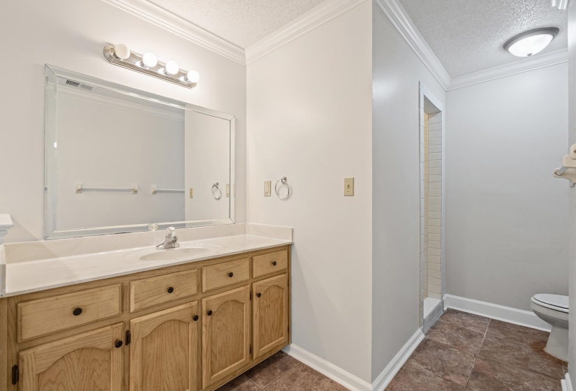 9083 HEARTH STONE CV, Memphis, Tennessee 38016, 4 Bedroom Bedrooms, 8 Room Rooms,2.1 BathroomBathrooms,Residential,For Sale,HEARTH STONE,0,10229713