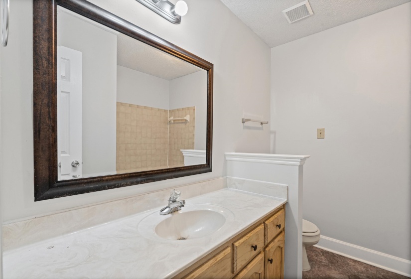 9083 HEARTH STONE CV, Memphis, Tennessee 38016, 4 Bedroom Bedrooms, 8 Room Rooms,2.1 BathroomBathrooms,Residential,For Sale,HEARTH STONE,0,10229713