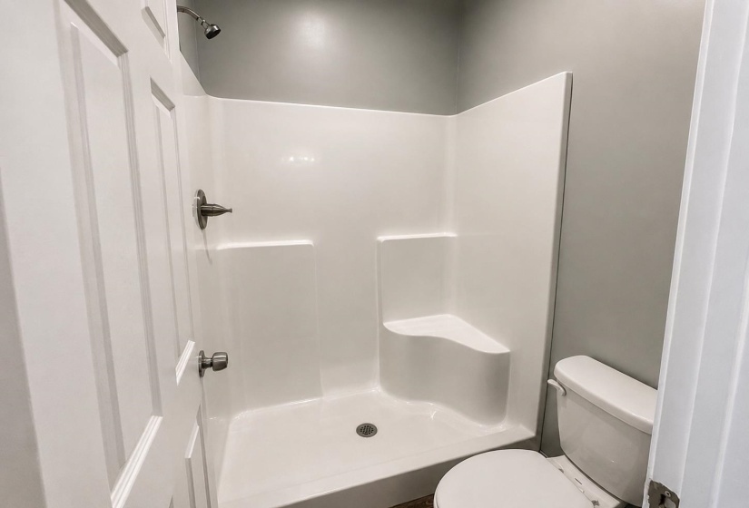 3835 BOWEN AVE, Memphis, Tennessee 38122, 4 Bedroom Bedrooms, 7 Room Rooms,2 BathroomBathrooms,Residential,For Sale,BOWEN,0,10229715