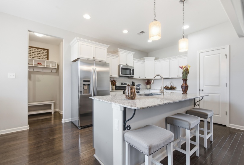 50 CYPRESS POINT RD, Oakland, Tennessee 38060, 3 Bedroom Bedrooms, 9 Room Rooms,2.1 BathroomBathrooms,Residential,For Sale,CYPRESS POINT,0,10229716